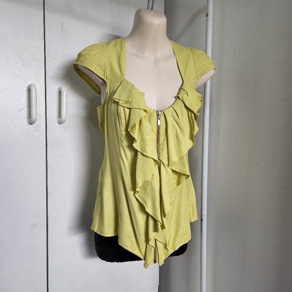 Aus 8 Cue Yellow Layered Frill Zip Front Short Sleeved Blouse - Picture 12 of 16